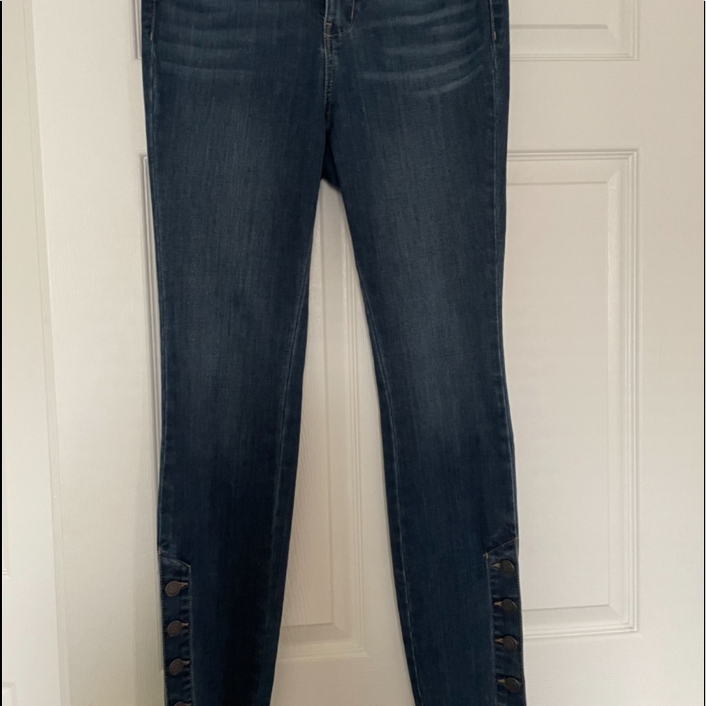 NWOT! NY&Co DENIM JEANS HIGH -WAIST SUPER SKINNY LEGS w/Buttons down leg SIZE 6